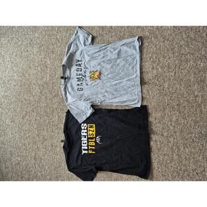 Gildan Softstyle Tigers Football T-Shirts, Large, Set of 2